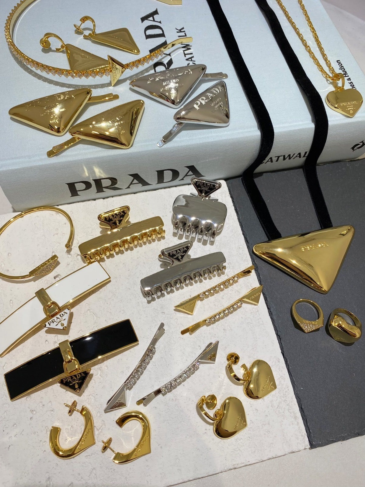 SET GIOIELLI PRADA - LUXURY