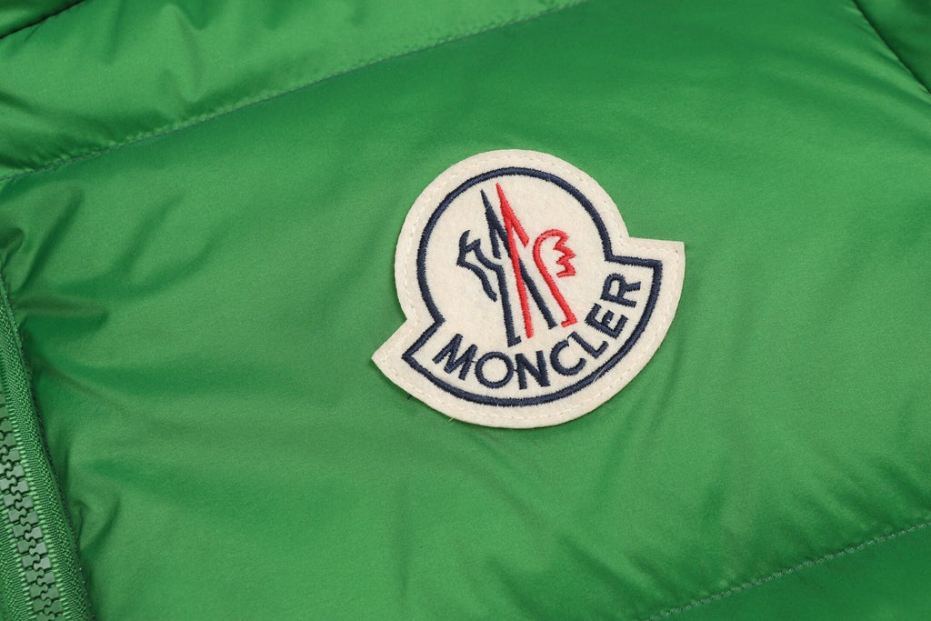 Giacca Moncler - Vari colori. LUXURY