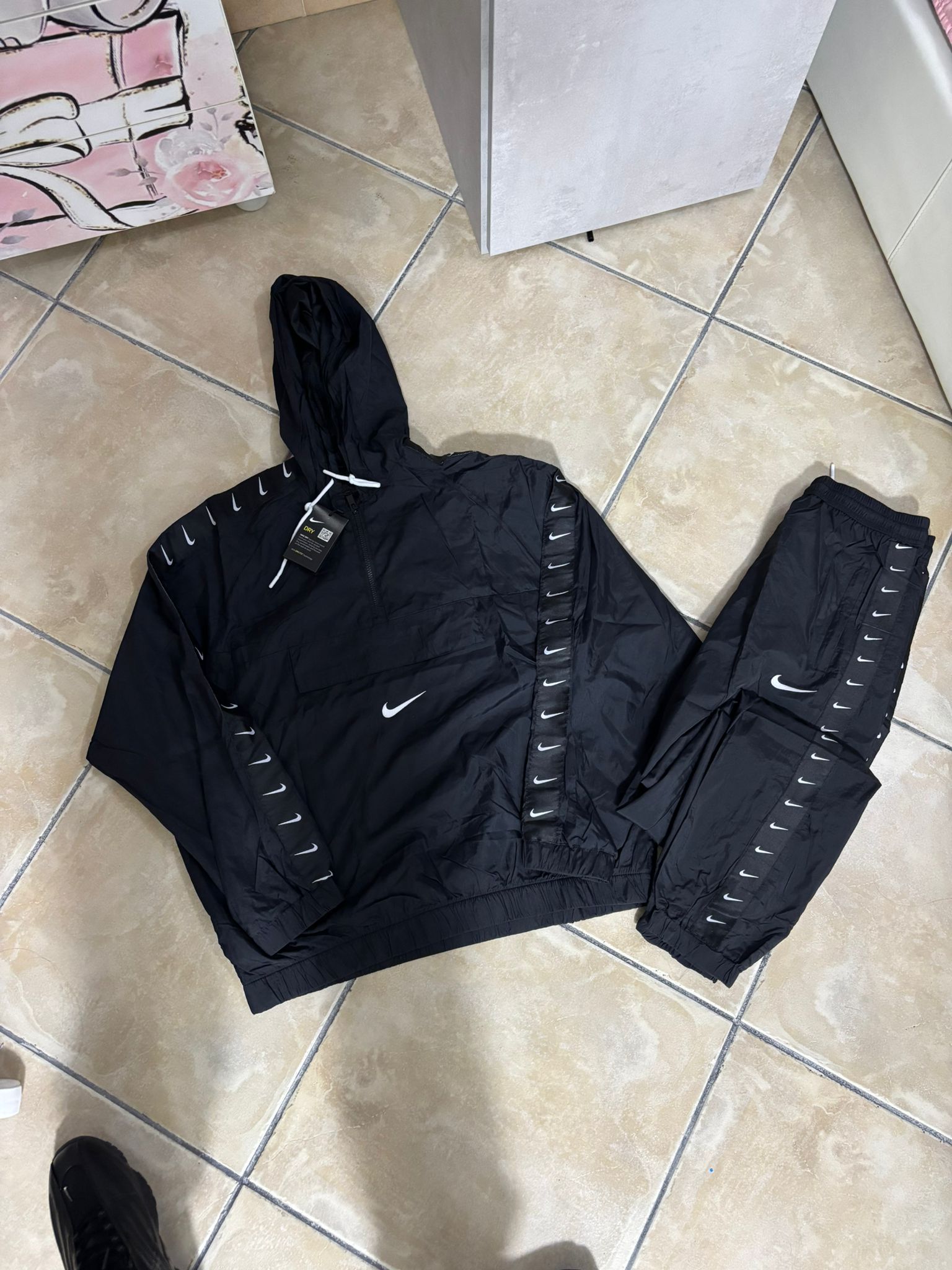 TUTA NIKE - VARI COLORI