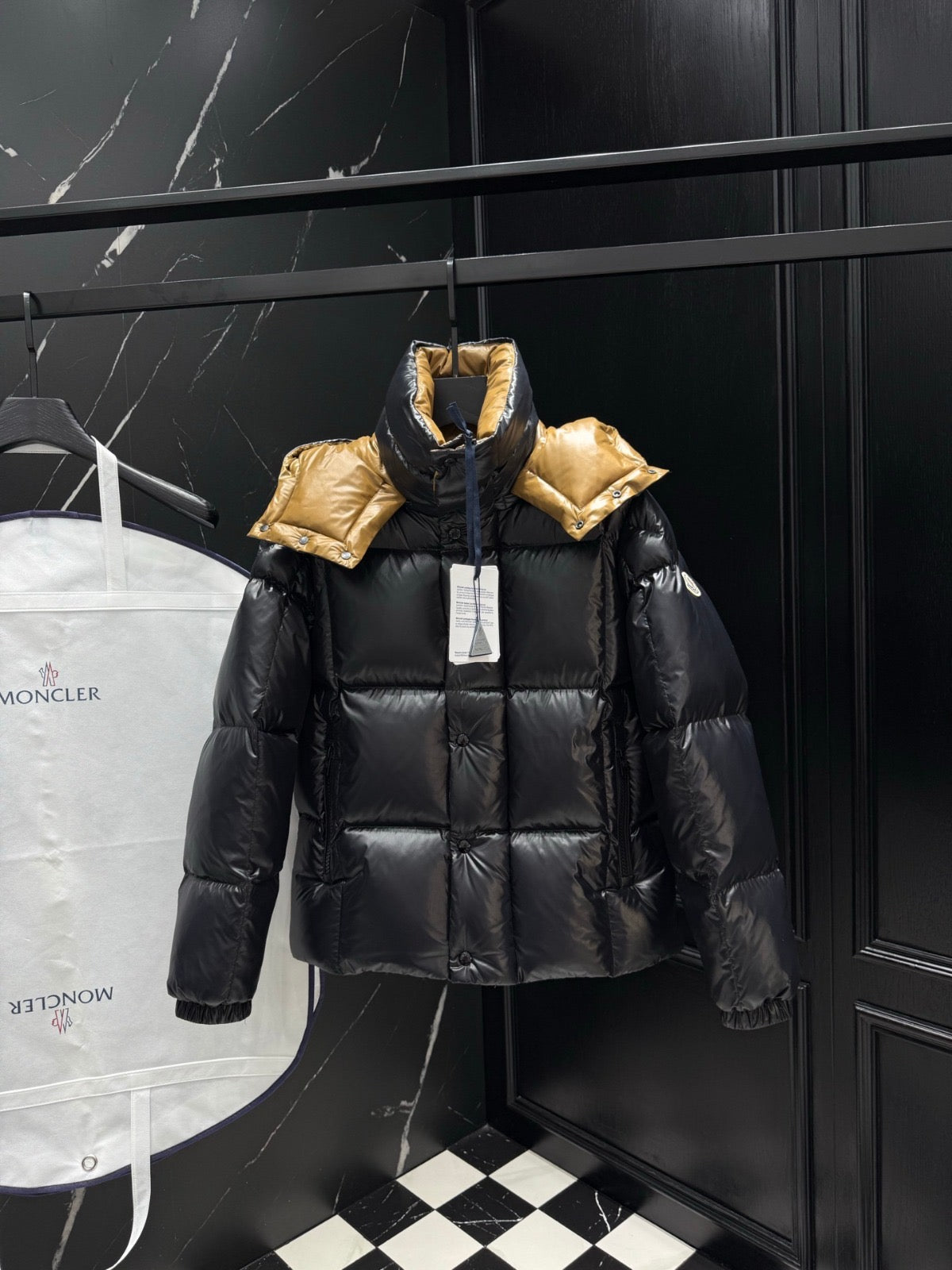 Giacca MONCLER - LUXURY E TOP