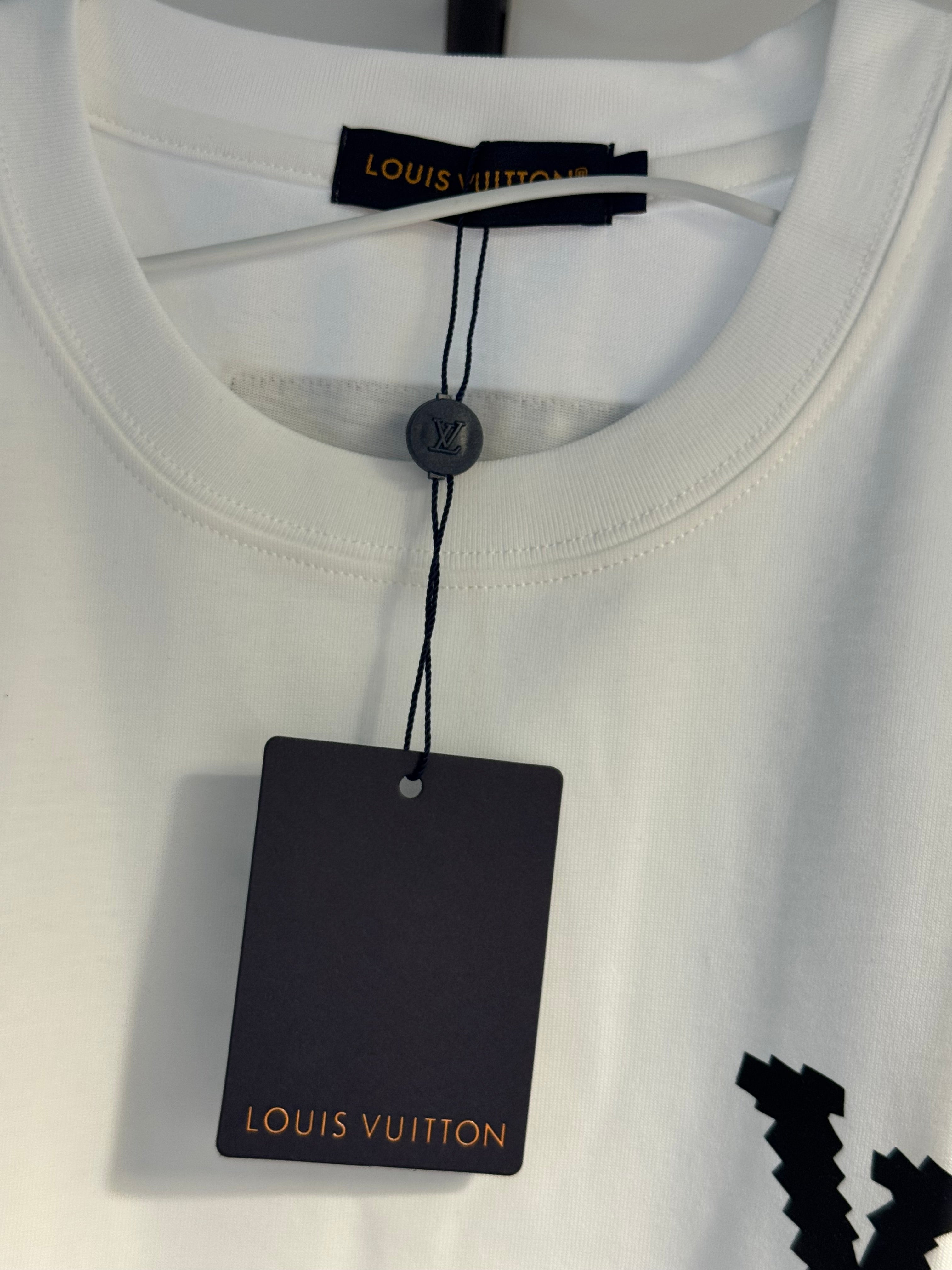T-shirt Louis Vuitton – TAGLIA (S) a Maniche Corte