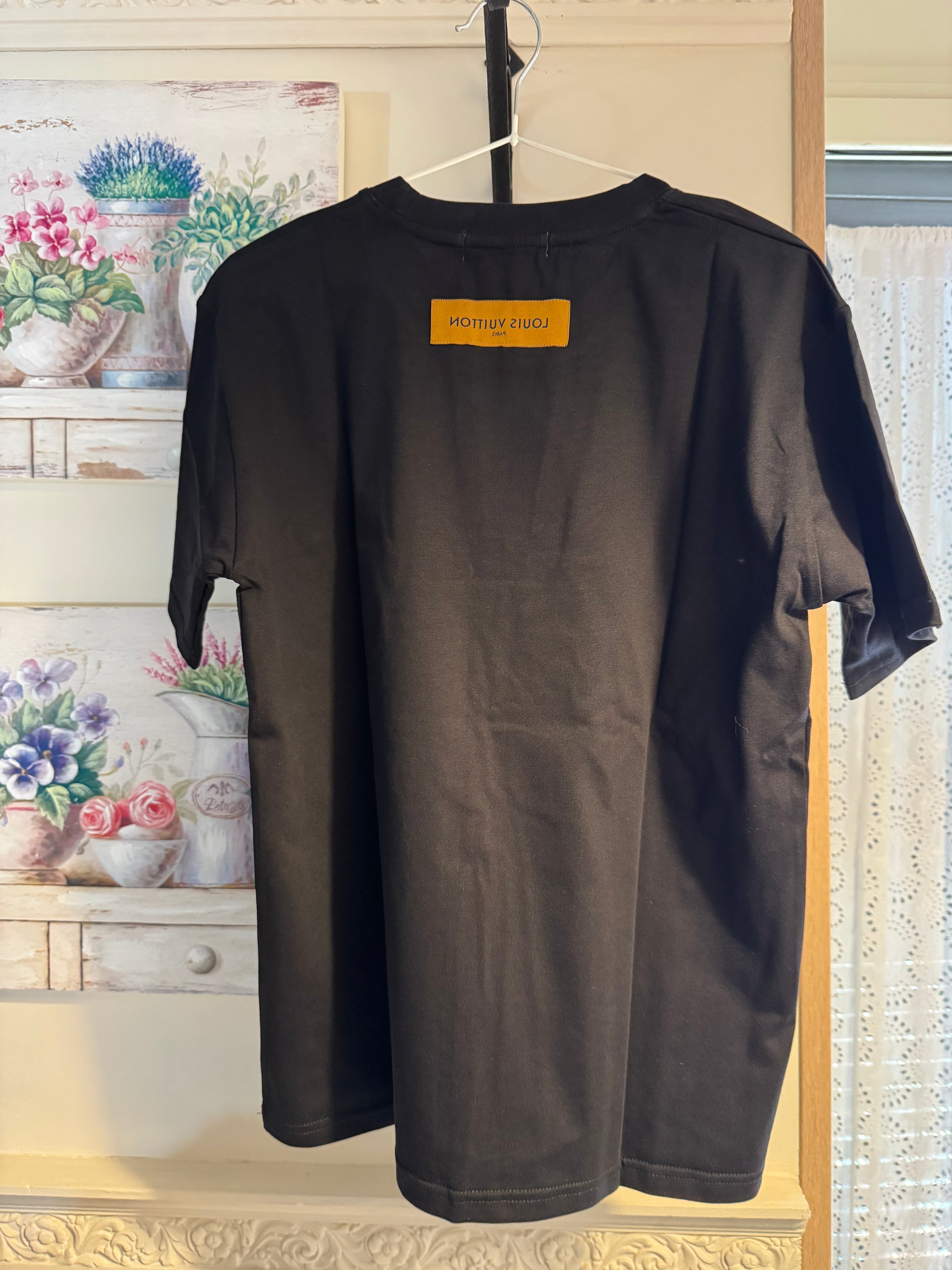 T-shirt Louis Vuitton – TAGLIA (S) a Maniche Corte