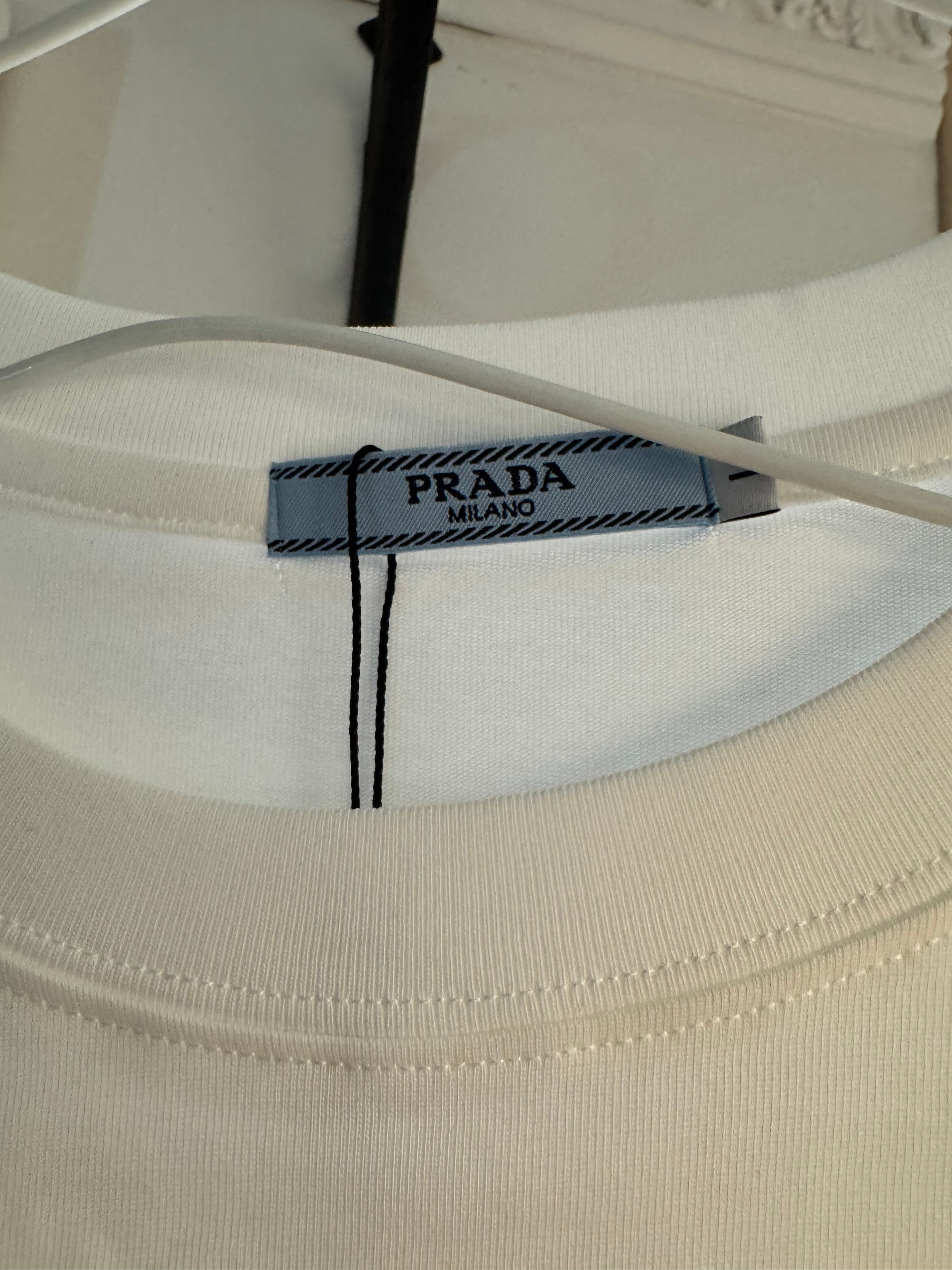 T-shirt PRADA – TAGLIA (L) a Maniche Corte