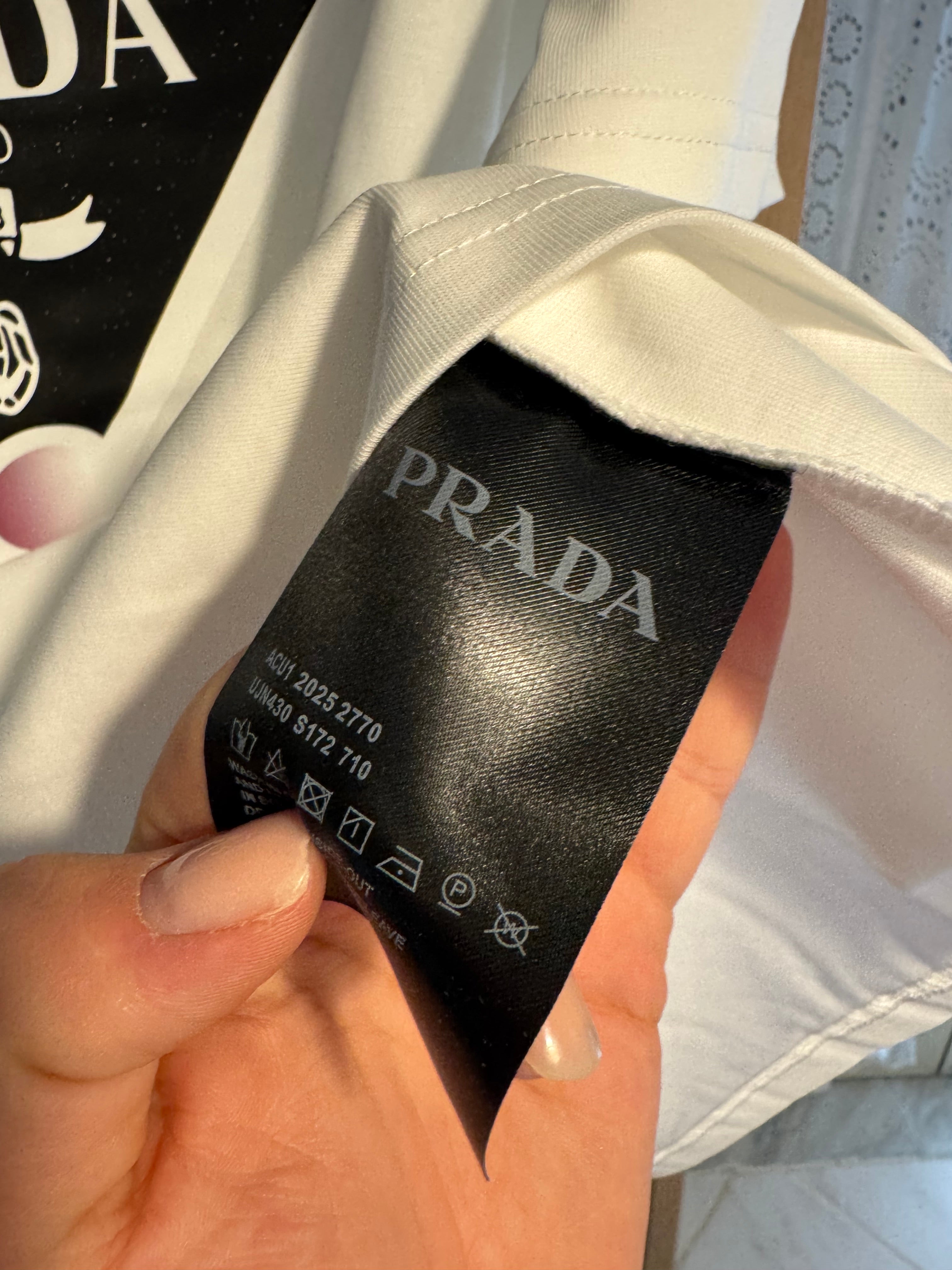 T-shirt PRADA – TAGLIA (L) a Maniche Corte